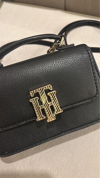  Beden Tommy hilfiger