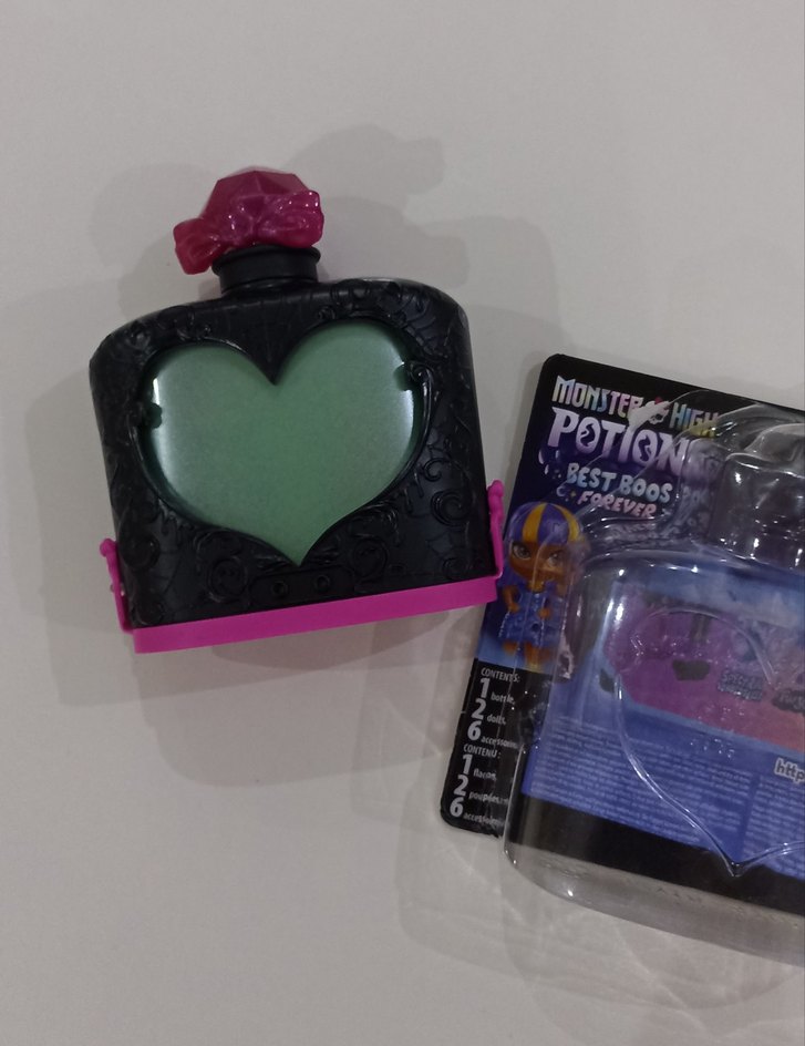 Monster High Sürpriz Iksiler Havalı Arkadaşlar Serisi - Görsel 2