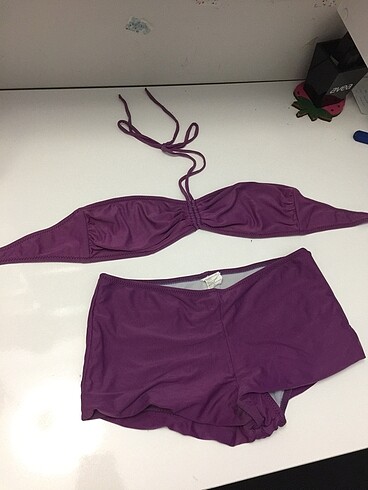 Mor şortlu bikini