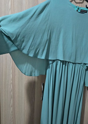 su yeşili pelerinli elbise - Görsel 4