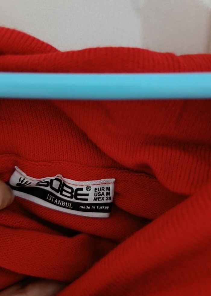 Kırmızı kayık yaka elbise - Görsel 4