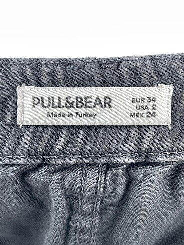 34 Beden çeşitli Renk Pull and Bear Düz Kesim %70 İndirimli.