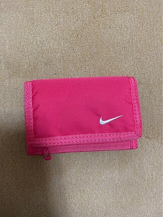 Nike sıfır cüzdan