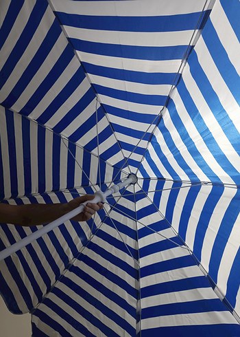 Mavi Çizgili plaj Şemsiye - Görsel 3