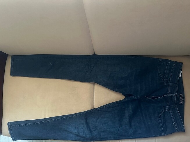 31 Beden Mavi jean