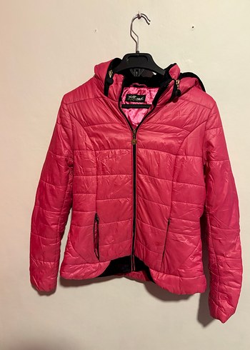 Pembe Kapüşonlu Fermuarlı Kadın mont