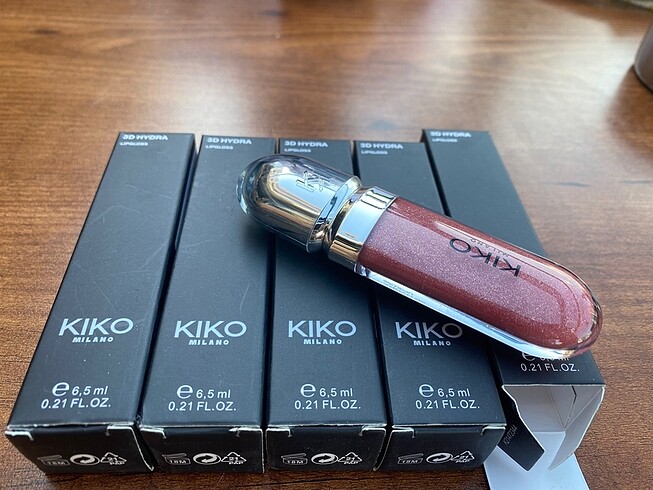 Kiko Gloss