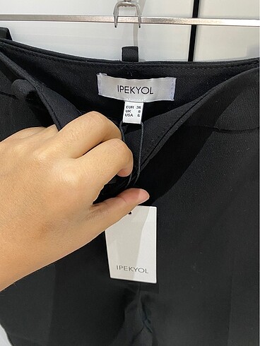 İpekyol etiketli Pantolon
