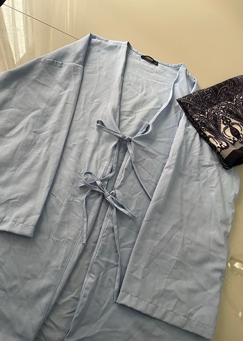 Diğer Mavi bağlamalı kimono