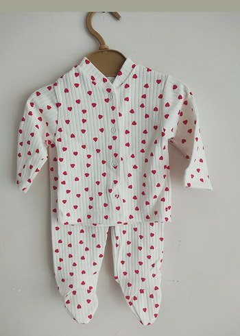 Düğmeli Beyaz Kız Bebek Uzun Kollu Kalp Desenli Takım - Görsel 2