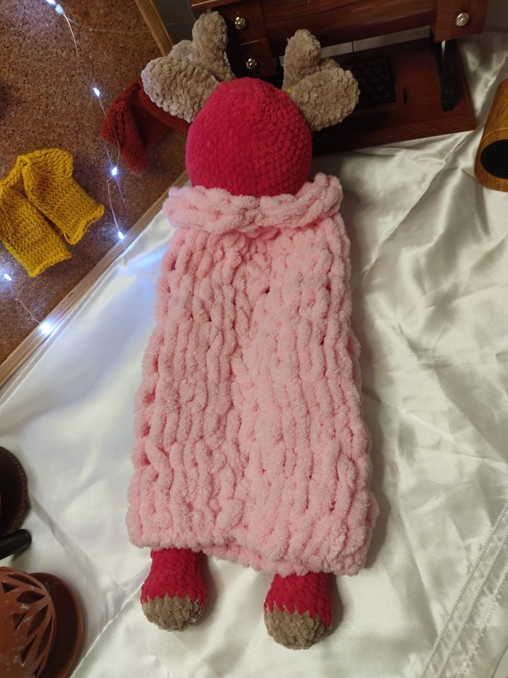 Pembe Renkli Yumuşak Geyik Peluş Oyuncak - Görsel 3