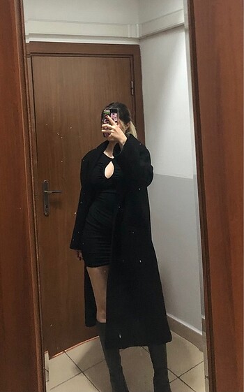 Bershka Siyah Kısa Elbise