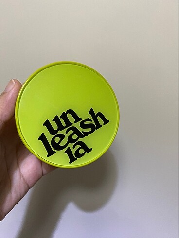  Beden Unleashia Satin Wear Cushion Foundation 21N