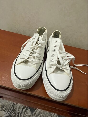 Platform Converse