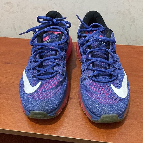 Nike spor ayakkabı