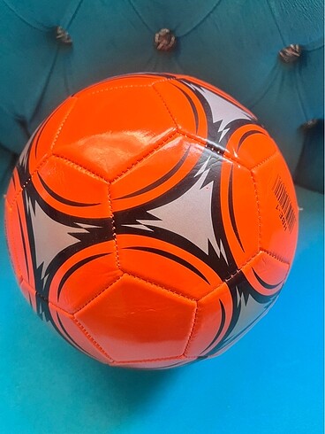 Diğer 5 numara futbol topu sıfırdır. ADET FİYATIDIR.