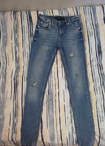 Zara Jeans