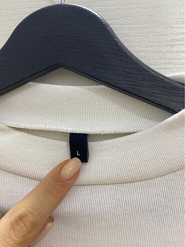 l Beden Trendyol Yumuşak Kumaşlı Fitted Bluz