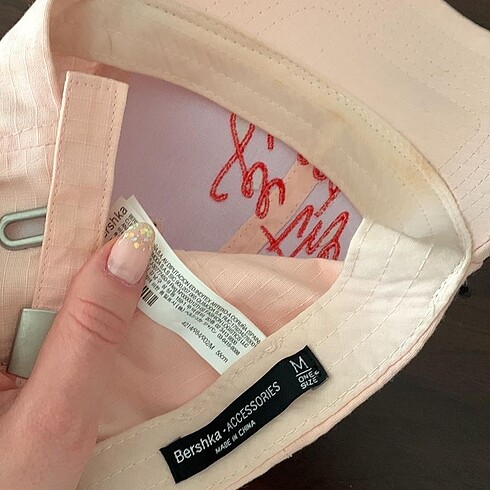 Beden Bershka Sloganlı Cap Şapka