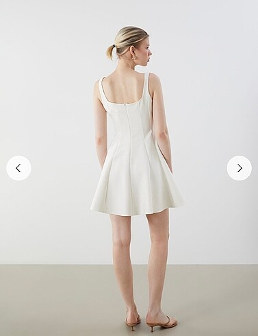 s Beden beyaz Renk Kare Yaka Peplum Mini Elbise