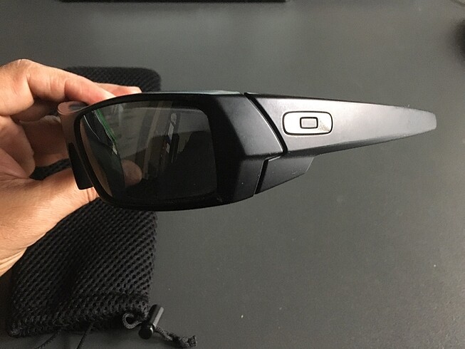 Oakley Gascan (mat siyah gövde- koyu gri cam)