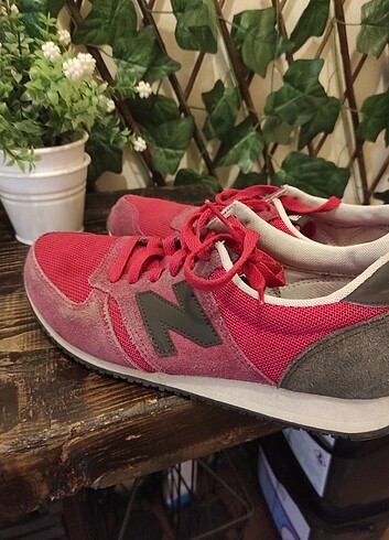 New balance pembe ayakkabı 