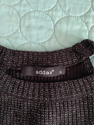 s Beden halter yaka crop