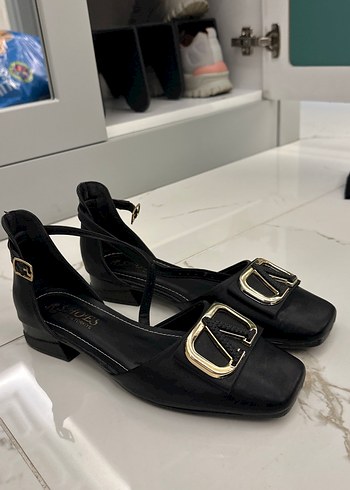 Siyah Tokalı Blok Topuklu Kadın Babet - Görsel 2