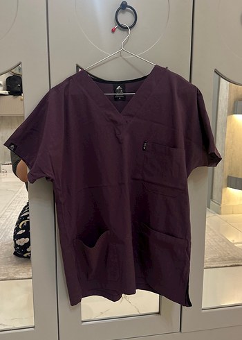 Mor V Yaka Hemşire/Doktor Scrubs Forma Önlük - Görsel 2