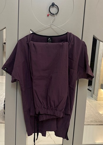 Mor V Yaka Hemşire/Doktor Scrubs Forma Önlük - Görsel 4