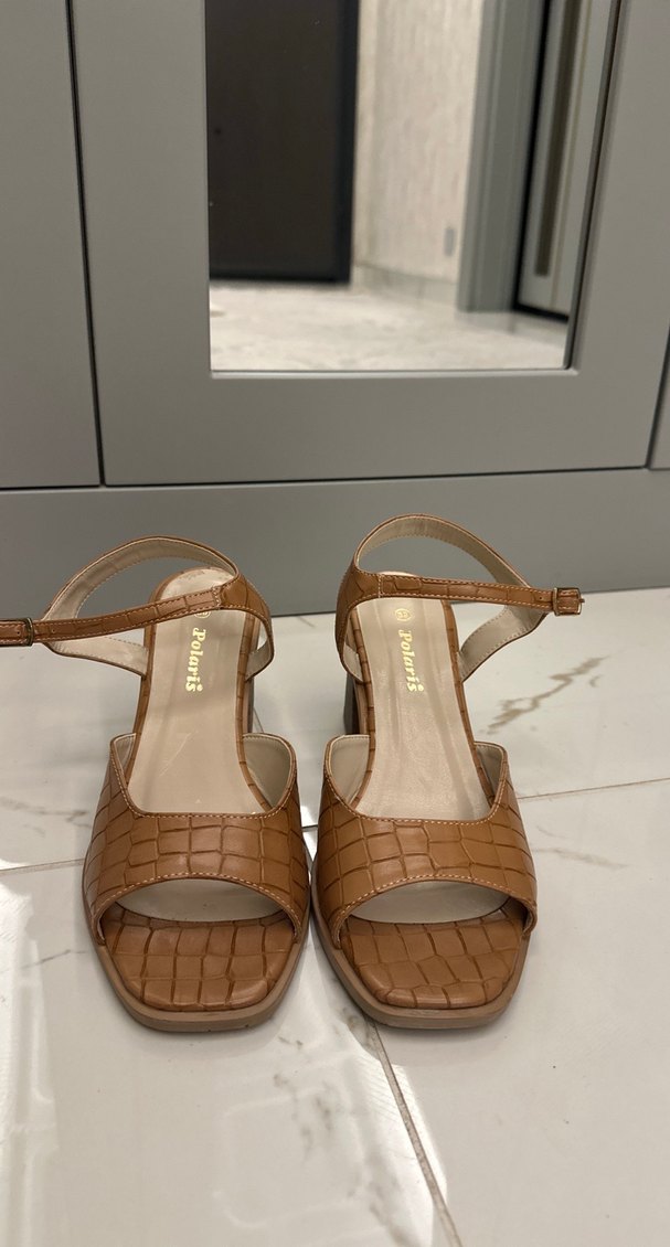 POLARİS Kahverengi Deri Tokalı Topuklu Sandalet - Görsel 2