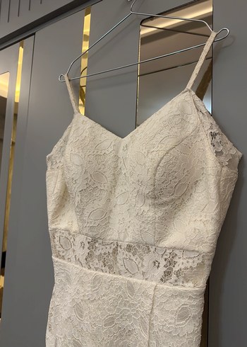 Beyaz Dantelli Güpürlü Nikah-Mezuniyet Midi Elbise V Yakalı - Görsel 5