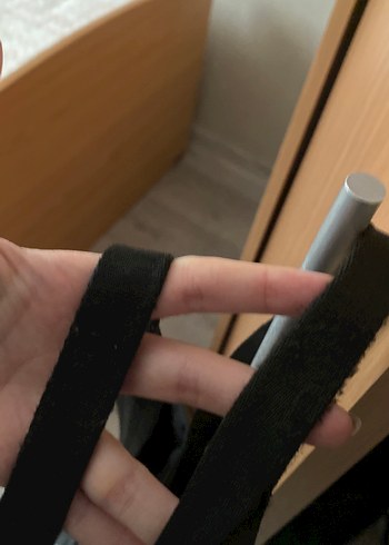 LC Waikiki Siyah Fermuarlı Kol Çantası