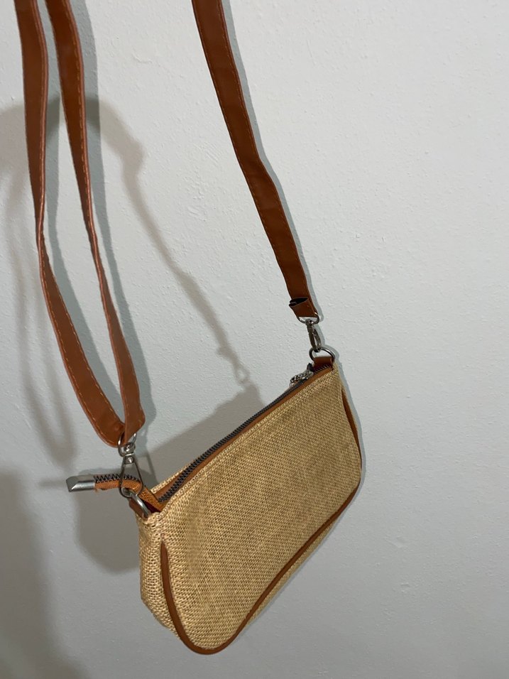 Kahverengi Deri Askılı Kadın Çantası - Görsel 2