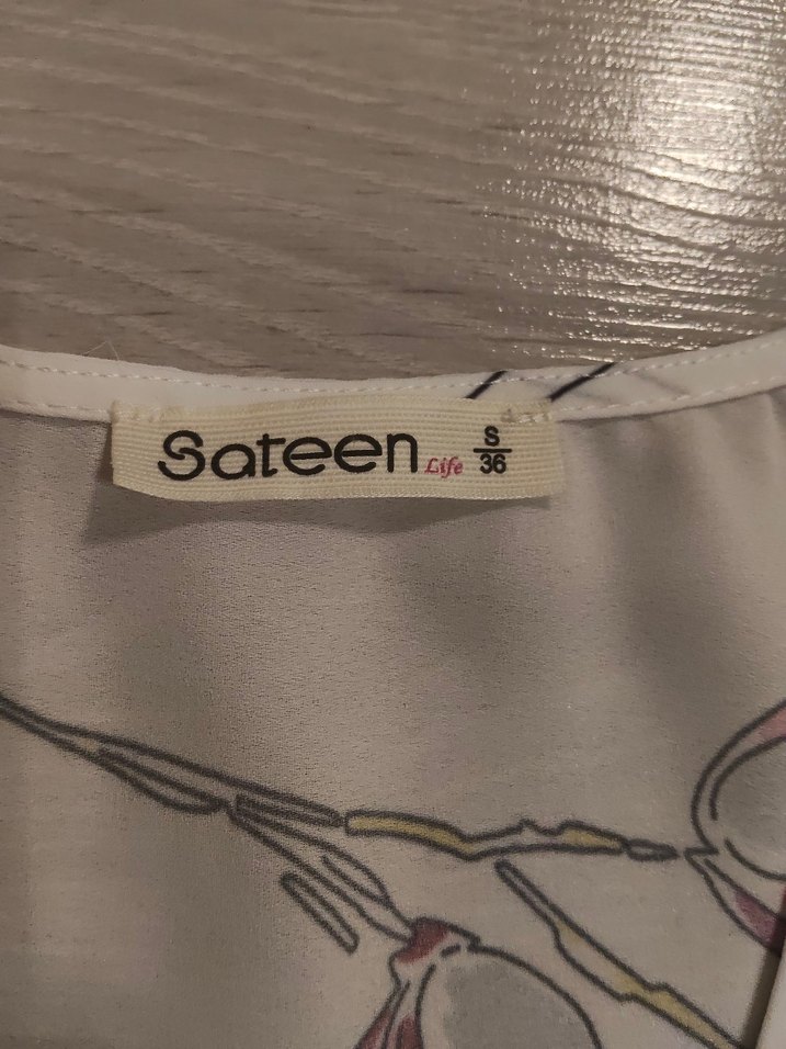 V Yaka Desenli Kısa Kollu Bohem Bluz - Görsel 4