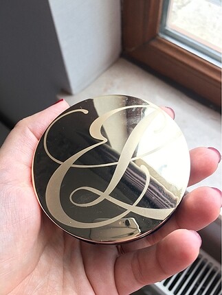 ESTEE LAUDER DOUBLE WEAR PUDRA 2N1