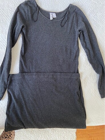 l Beden H&M Divided Bedene Oturan Elbise