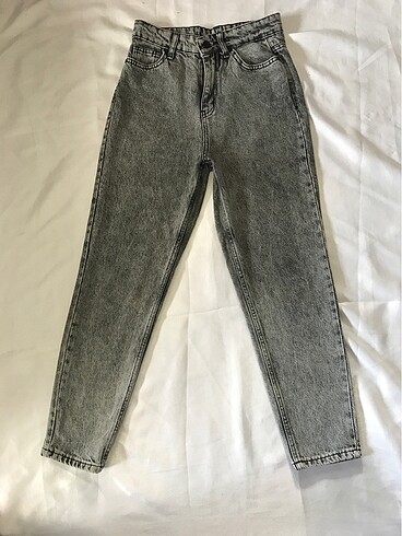 Gri mom jean