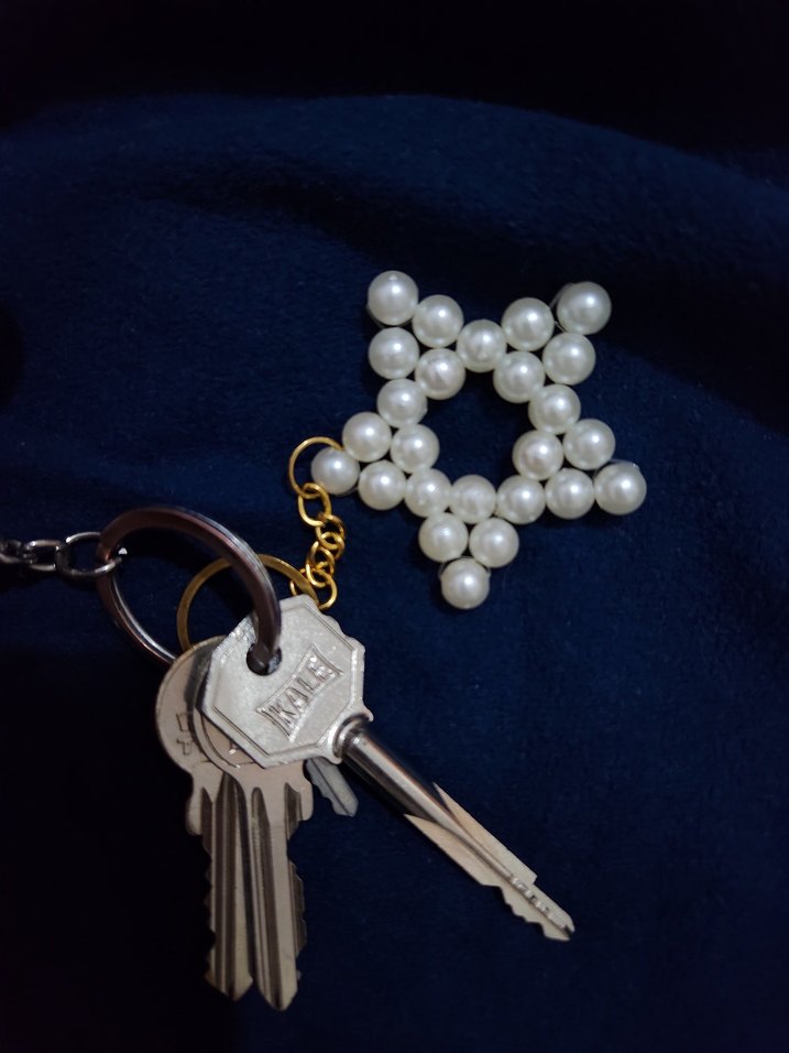 Boncuklu Beyaz Yıldız Anahtarlık - Görsel 3