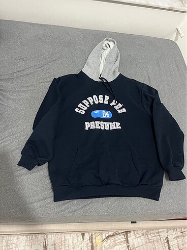 kapşonlu sweatshirt