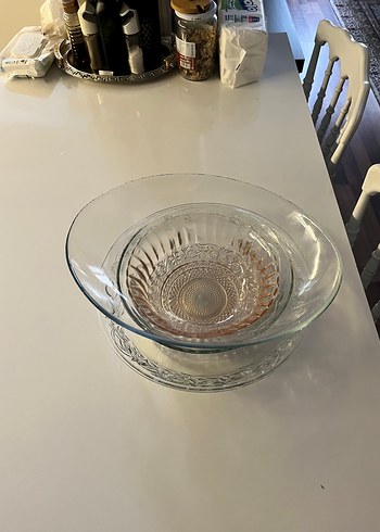 Vintage Beyaz Cam Tabak ve Kaseler - Görsel 3