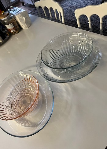 Vintage Beyaz Cam Tabak ve Kaseler - Görsel 2