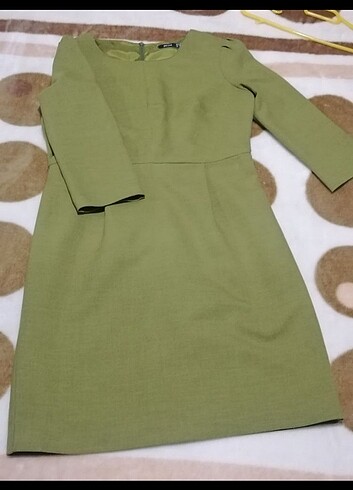 Yesil elbise