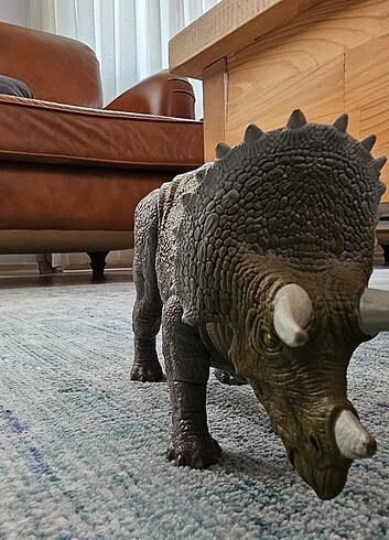 Triceratops Dinazor Oyuncak