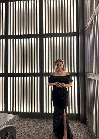 Uzun Siyah Straplez Gece Elbisesi - Görsel 3