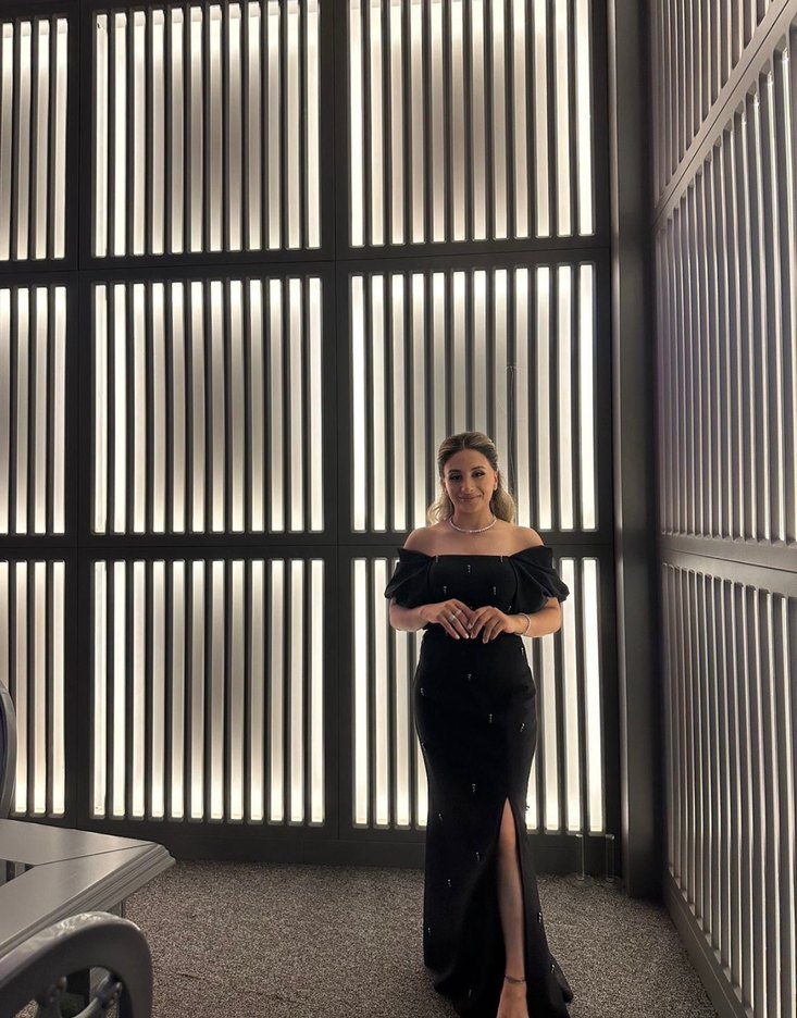 Uzun Siyah Straplez Gece Elbisesi - Görsel 3