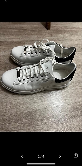 Guess Guess sneakers
