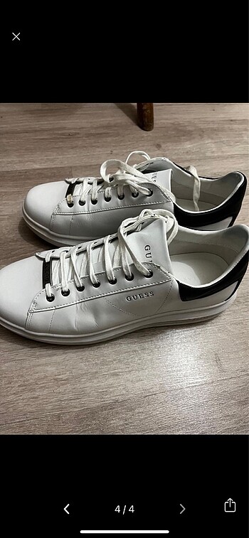 42 Beden beyaz Renk Guess sneakers