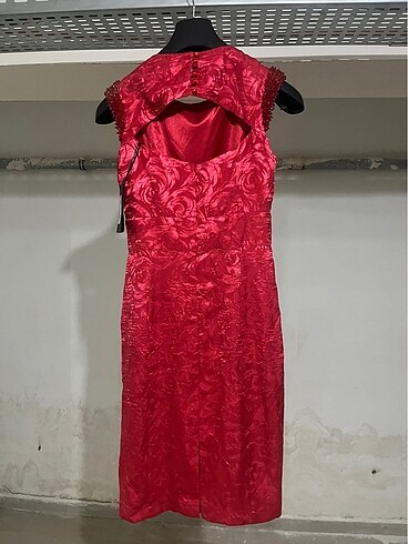 KADIN MİDİ BOY ELBİSE - Görsel 3