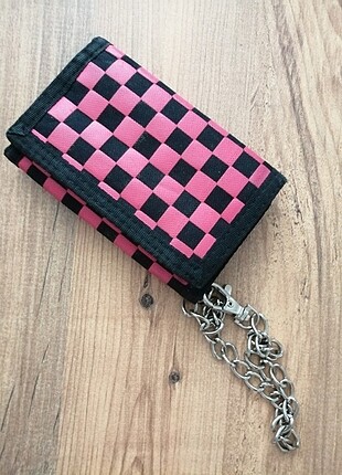 Pembe damalı cüzdan